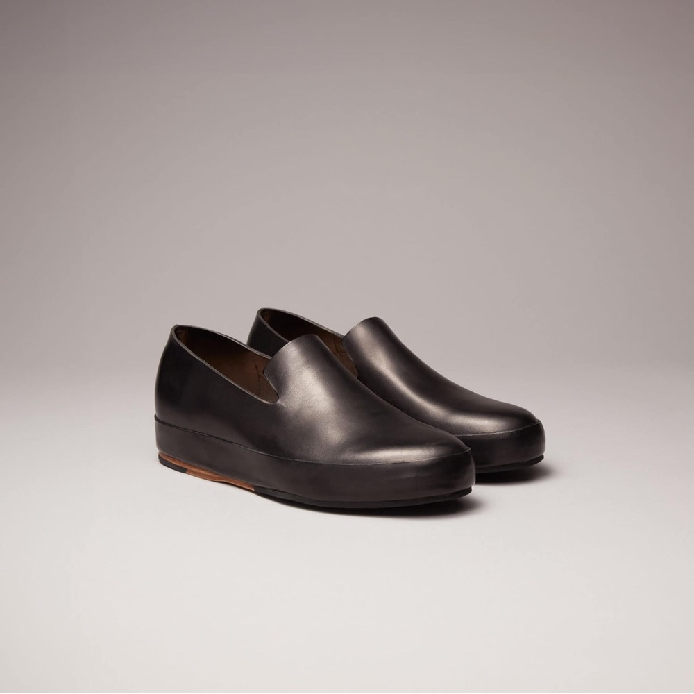 FEIT Dark Leather Slip-On Shoes 
NEW in protected cotton bag